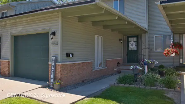 553 Oakbrook, Flushing, MI 48433
