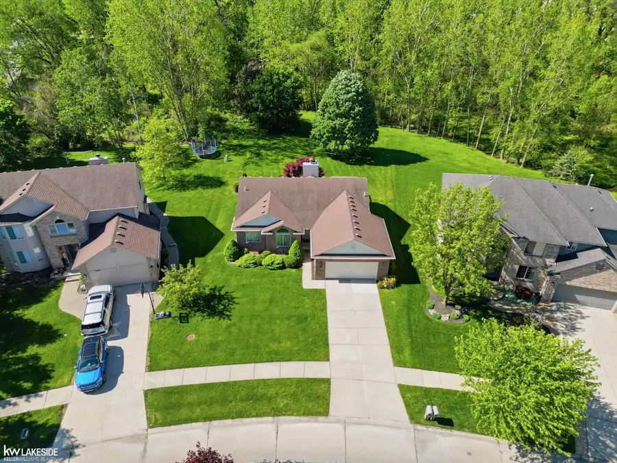 51927 Copper Creek, Chesterfield, MI 48047 - #3