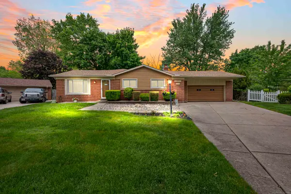 11971 Fairview, Sterling Heights, MI 48312