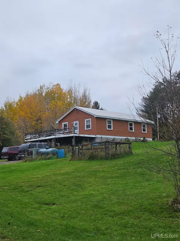 14753 M38, Ontonagon, MI 49953