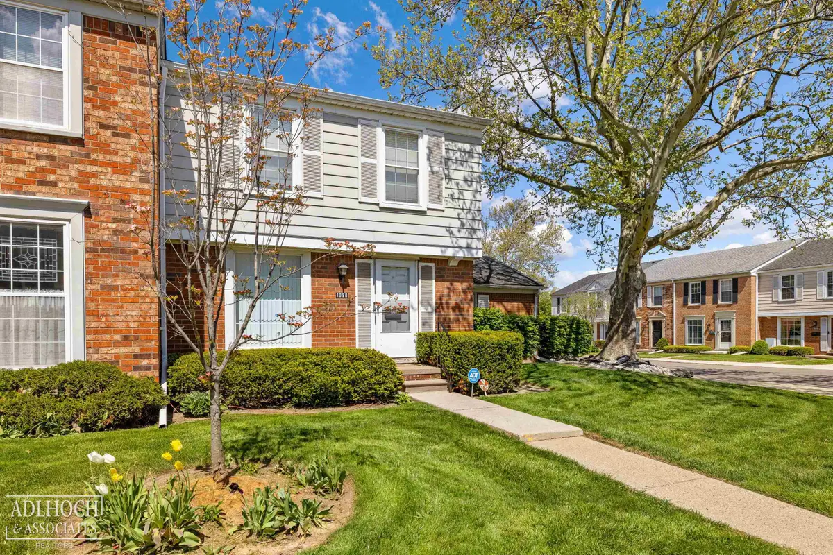 1050 Woodbridge, Saint Clair Shores, MI 48080 - #1