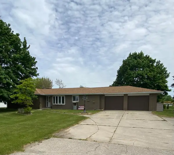 1032 N Hemlock, Hemlock, MI 48626