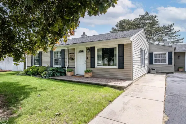 3227 Avon Manor, Rochester Hills, MI 48307