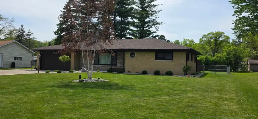 1308 Timothy, Saginaw, MI 48638 - #3