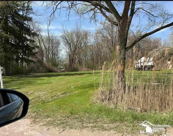 30938 Ecorse, Romulus, MI 48174