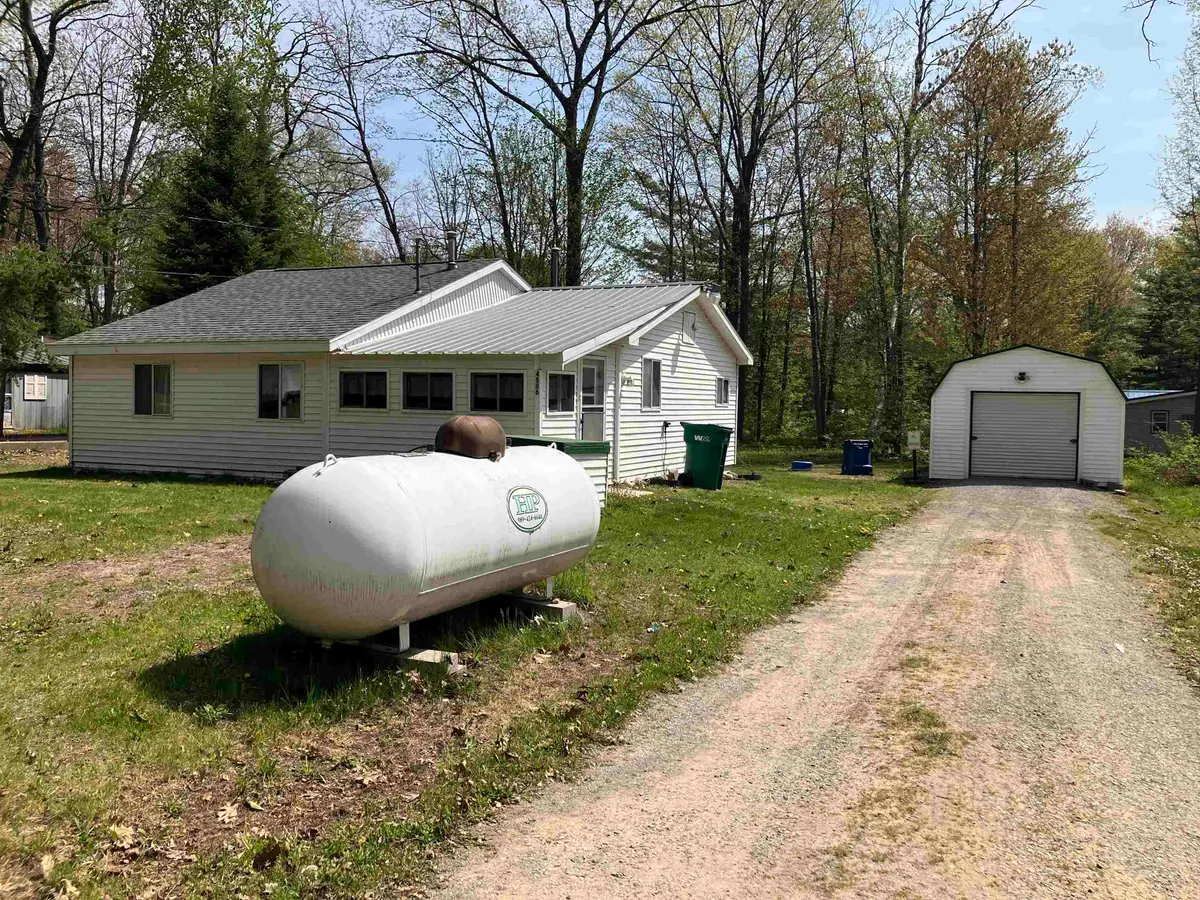 4886 Maplewood, Harrison, MI 48625 - #1