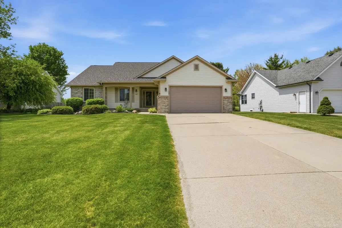 337 Courtneys, Lapeer, MI 48446 - #1