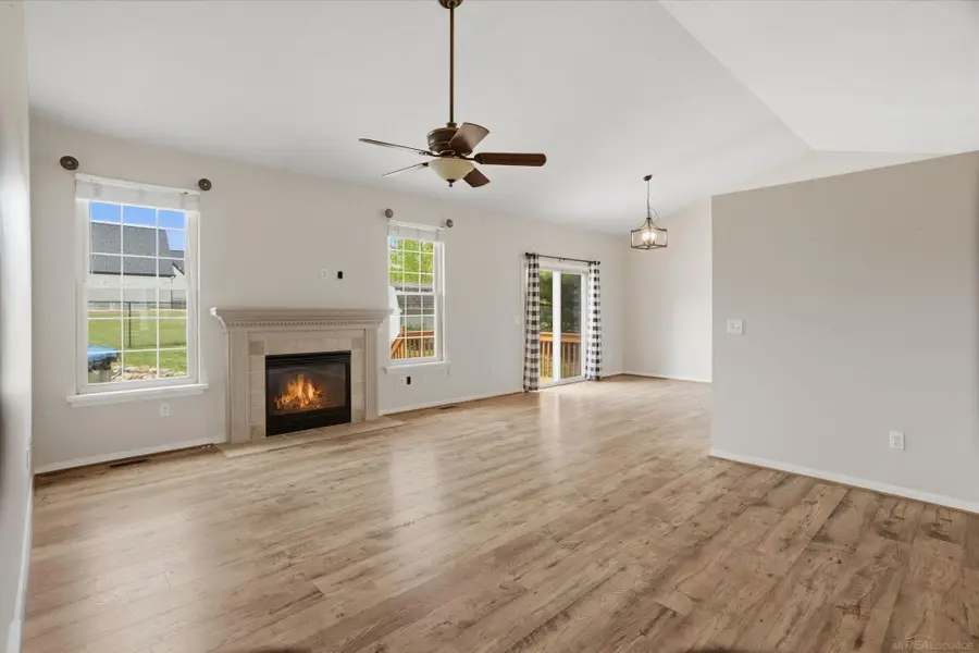 337 Courtneys, Lapeer, MI 48446 - #3