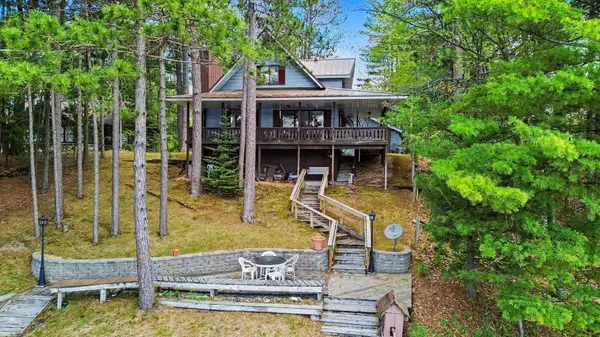 1040 Forest, Harrison, MI 48625