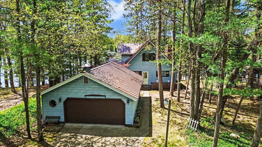 1040 Forest, Harrison, MI 48625 - #2