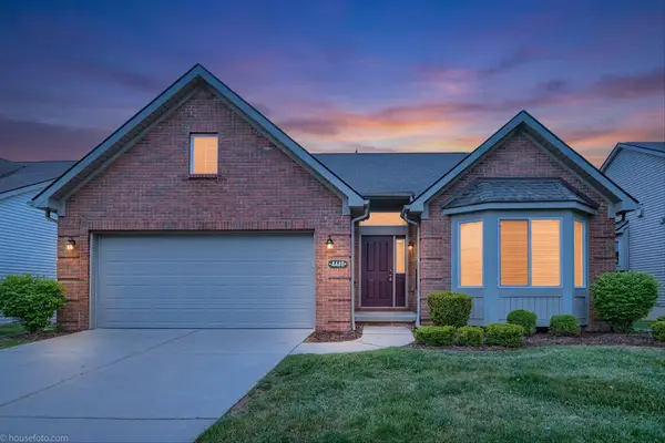 4448 Sunset, Grand Blanc, MI 48439