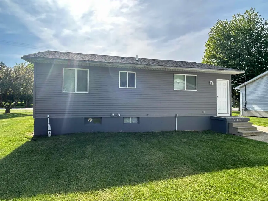825 S Chestnut, Owosso, MI 48867 - #3