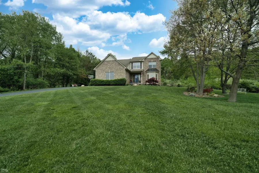 2812 Steeplechase, Highland, MI 48357 - #2