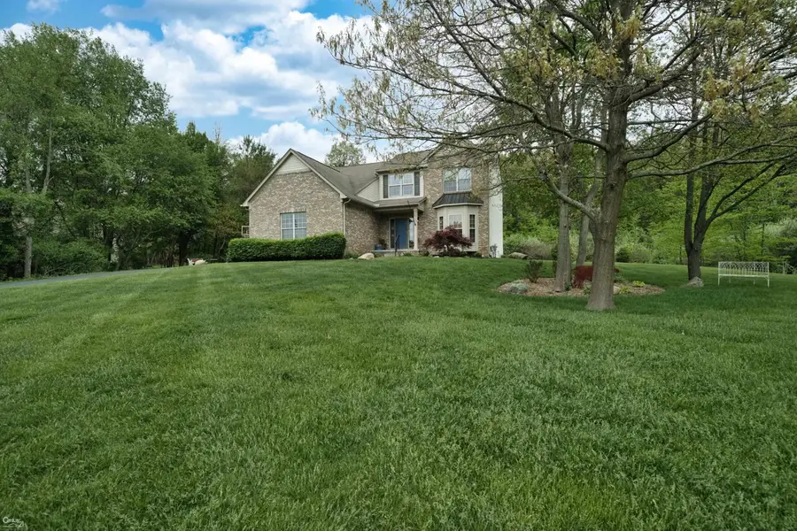 2812 Steeplechase, Highland, MI 48357 - #3
