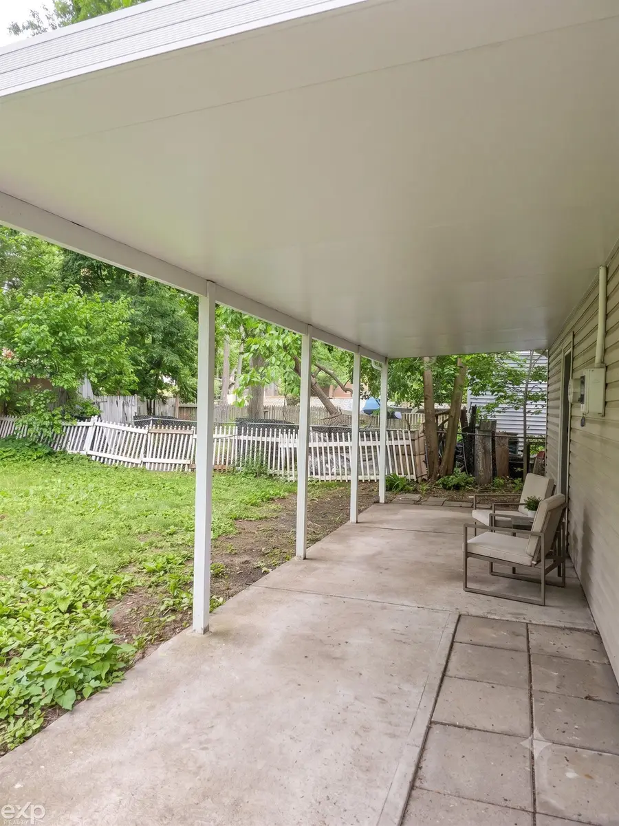 2812 Cabot, Lansing, MI 48911 - #3