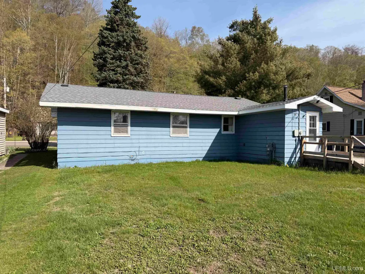 1210 M28, Munising, MI 49862 - #1
