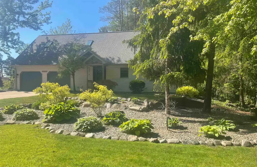 11279 Sarle, Freeland, MI 48623 - #2