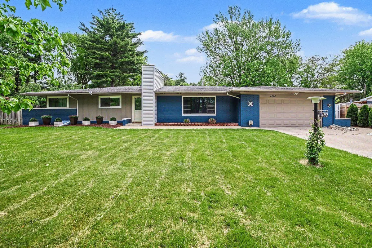 1492 Cammin, Saginaw, MI 48638 - #1