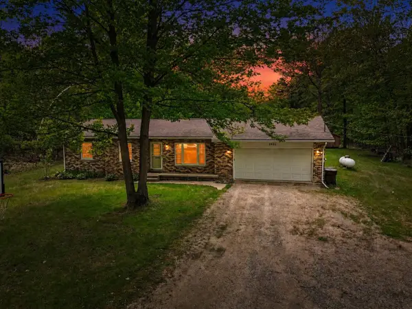 2931 N Carter, Pinconning, MI 48650