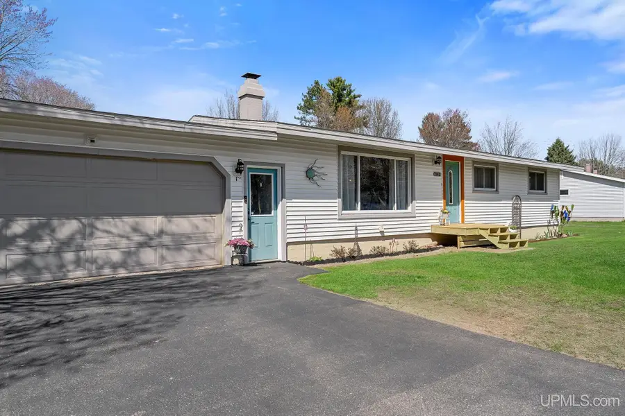 302 N River, Gwinn, MI 49841 - #2