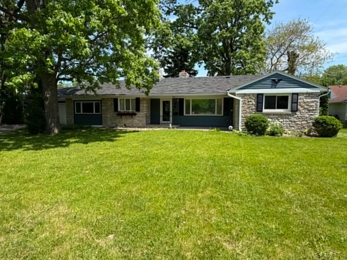3 Orchard, Essexville, MI 48732 - #1