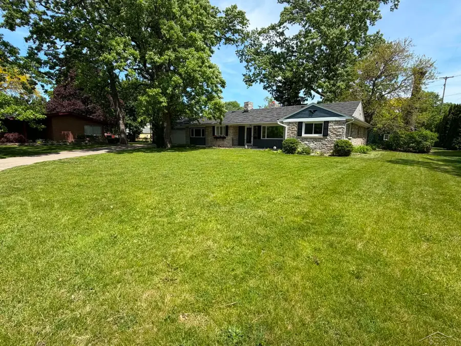 3 Orchard, Essexville, MI 48732 - #3