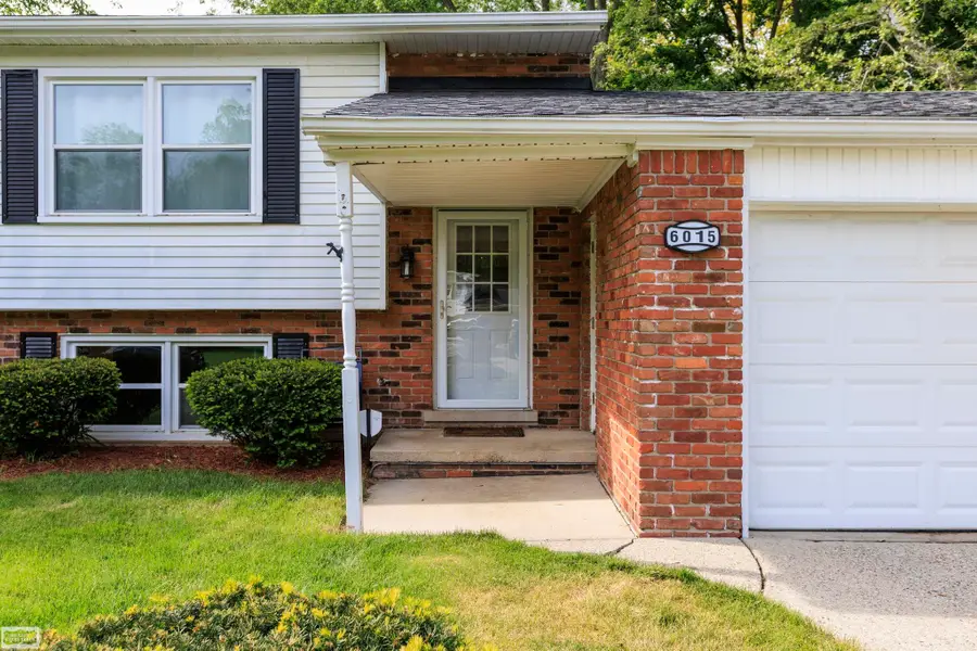 6015 Brynthrop, Shelby, MI 48316 - #2