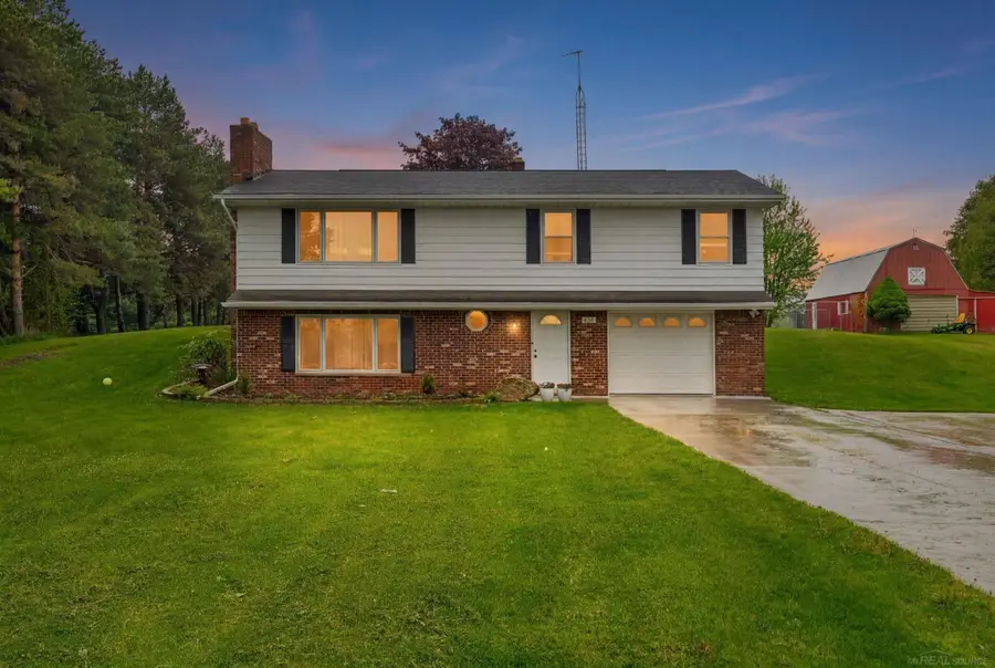 4394 Deckerville, Deckerville, MI 48427 - #2