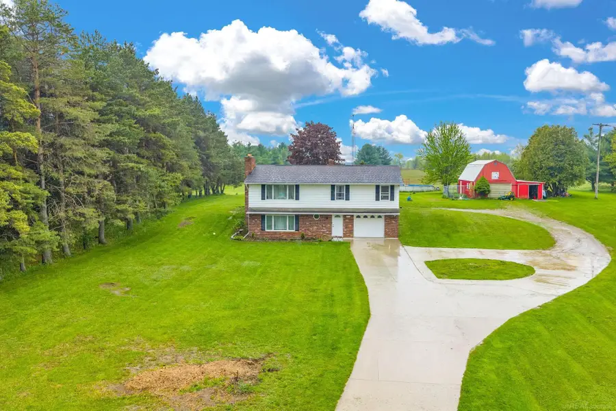 4394 Deckerville, Deckerville, MI 48427 - #3