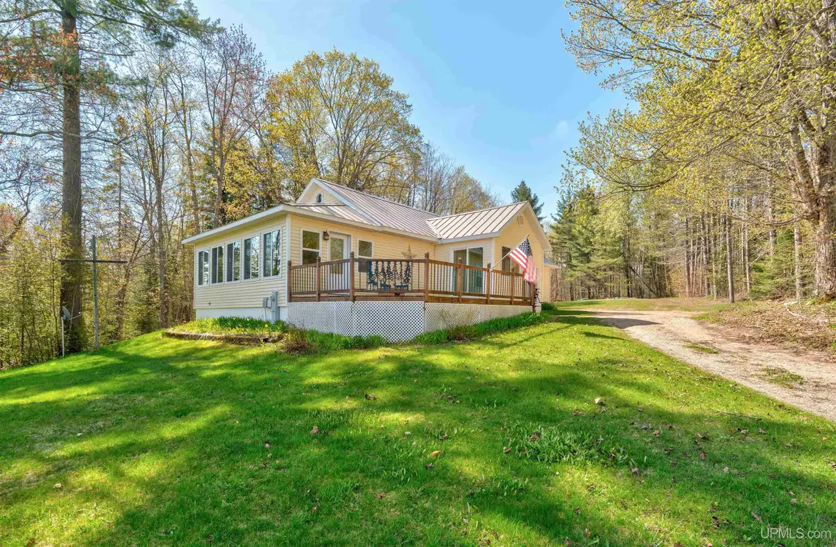 E 10057 Co. Rd. H58, Munising, MI 49862 - #1