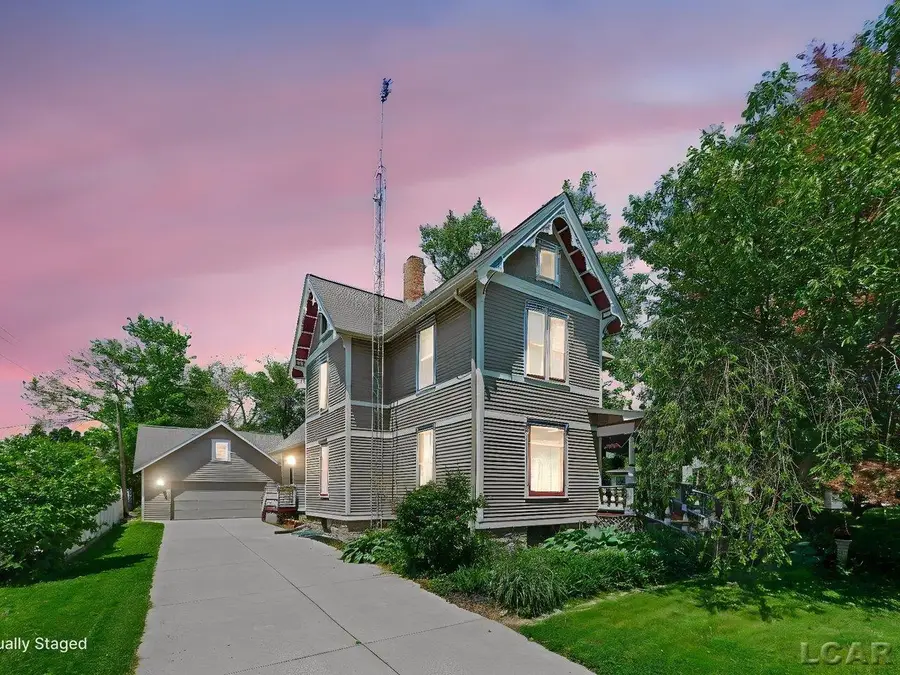 226 Giles, Blissfield, MI 49228 - #2