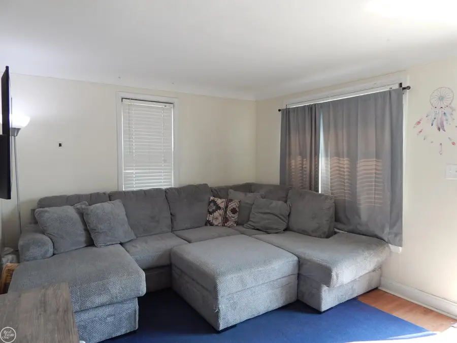 25143 Lawn, Roseville, MI 48066 - #2