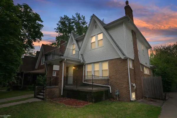 14561 Saint Marys, Detroit, MI 48227