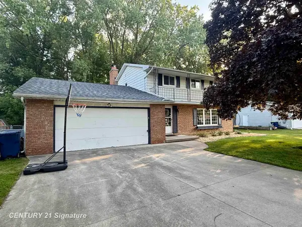 7860 Luann, Saginaw, MI 48609