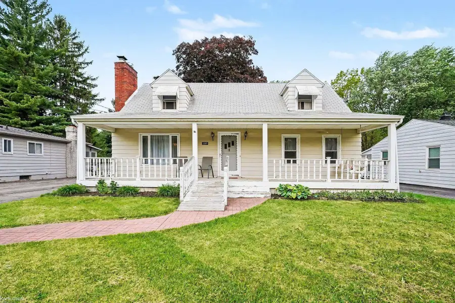 2297 Covert, Burton, MI 48509 - #3