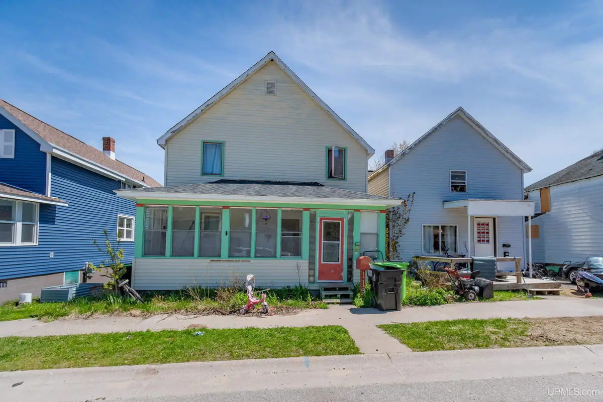 113 Chestnut, Munising, MI 49862 - #1
