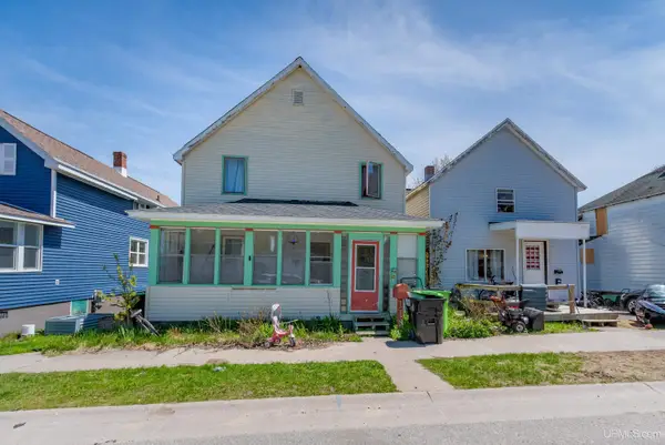 113 Chestnut, Munising, MI 49862