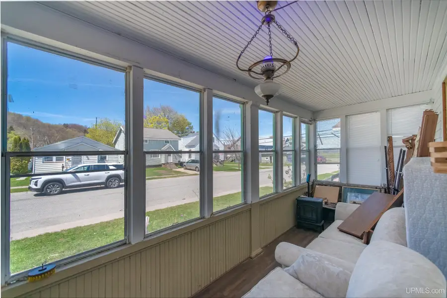 113 Chestnut, Munising, MI 49862 - #2
