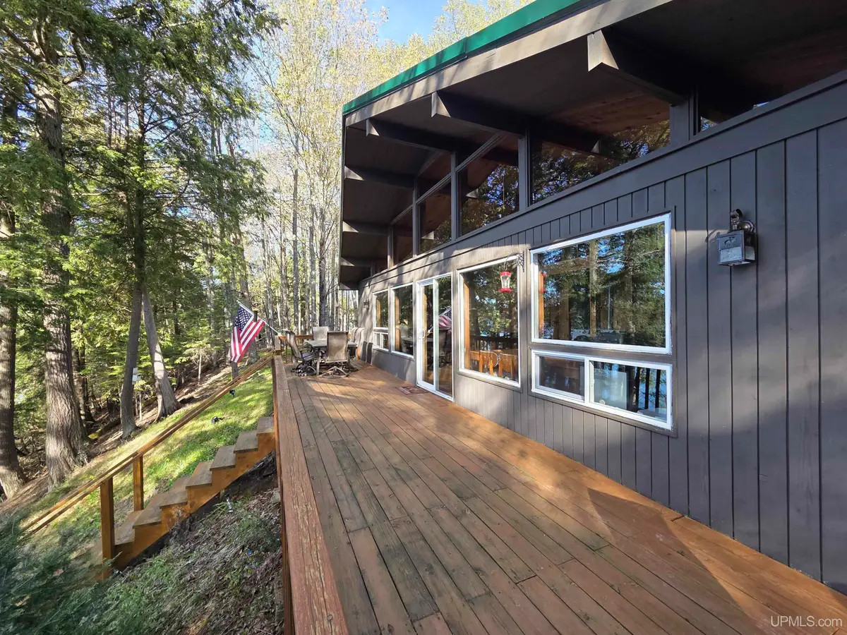 6079 East Beatons Lake, Watersmeet, MI 49969 - #1