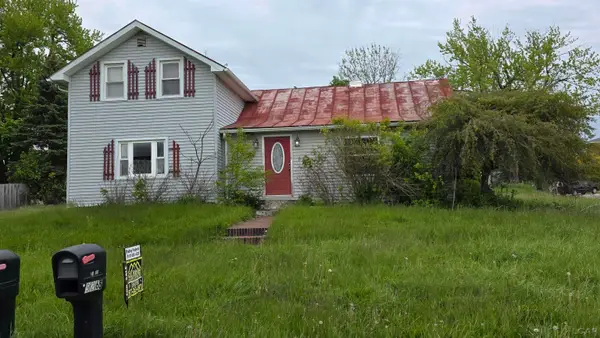 9358 E Market, Pittsford, MI 49271