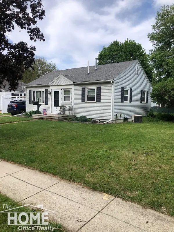 918 N Hickory, Owosso, MI 48867
