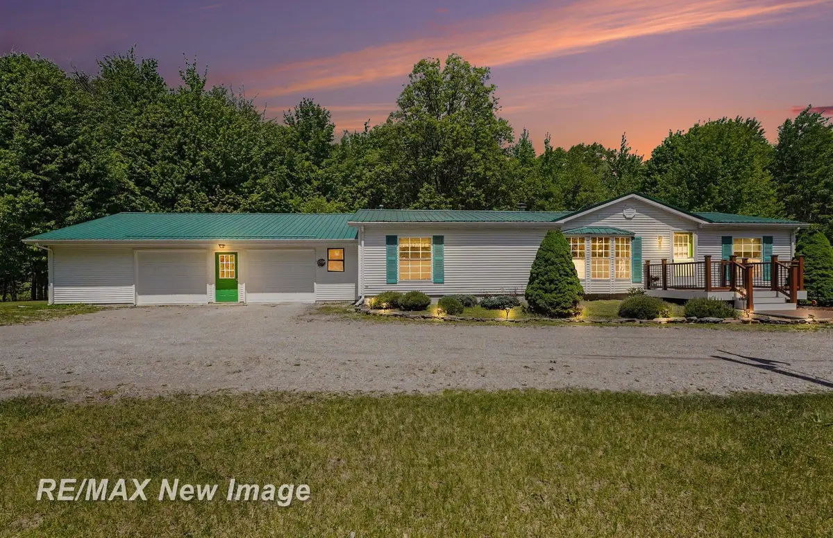 2827 N Eleven Mile, Coleman, MI 48618 - #1