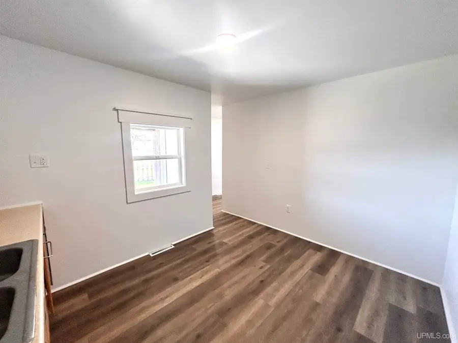 345 N Maple, Manistique, MI 49854 - #2