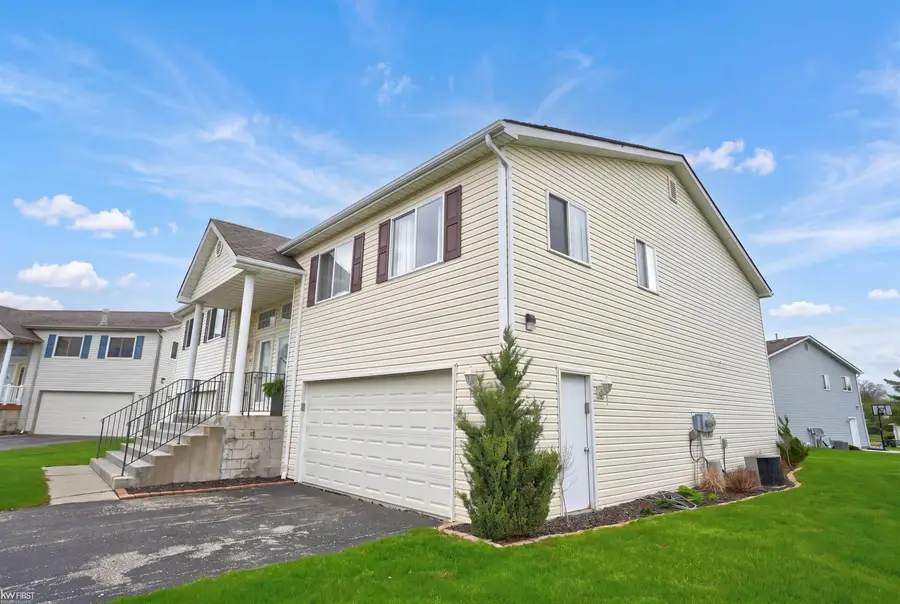 1170 Parklane, Grand Blanc, MI 48439 - #2