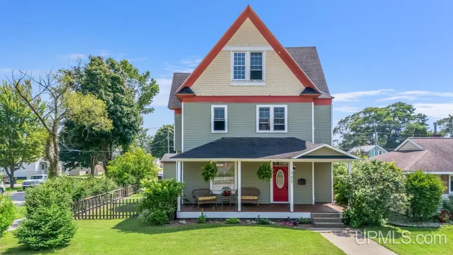 703 Michigan, Gladstone, MI 49837 - #2