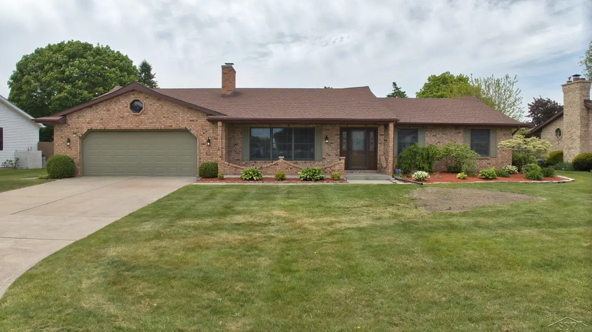 759 Pilgram Dr. E, Saginaw, MI 48638 - #1