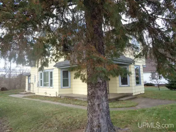 324 Greenland, Ontonagon, MI 49953