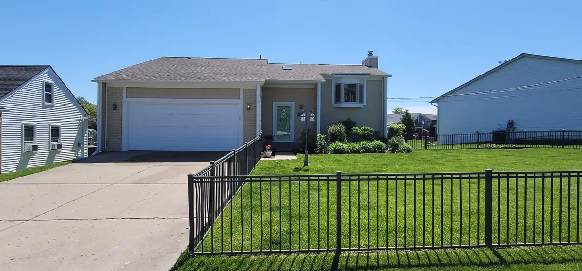 415 Coledale, White Lake, MI 48386 - #1