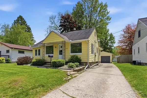 1402 Wyllys, Midland, MI 48642