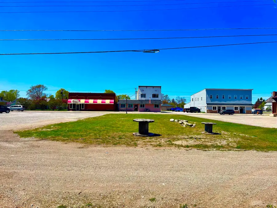 1518 & 1522 Sheridan, Escanaba, MI 49829 - #2